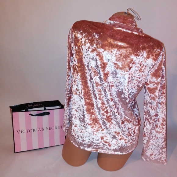 Victoria Secret Sleepwear Velvet Pajama Top - Picture 6 of 6